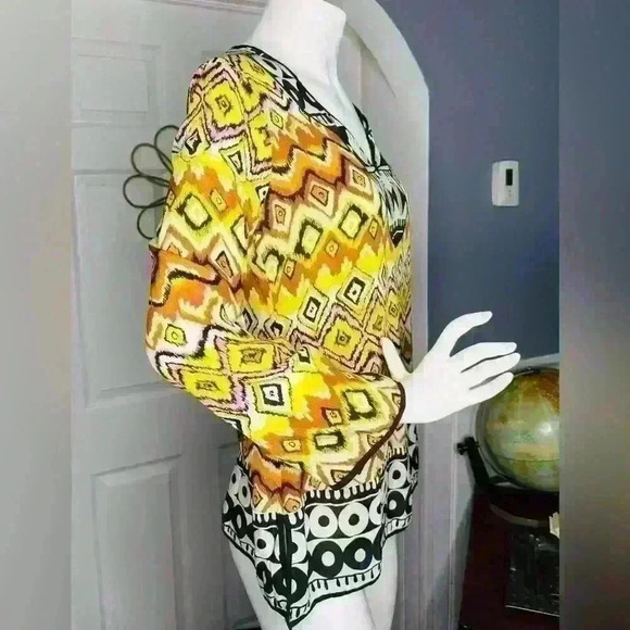 Tolani 100% Silk. Size: S; Tribal, geometric, burning man, Aztec, Southwestern - Picture 2 of 8